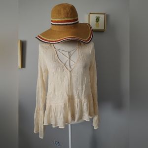 TJD Silk  Embroidered, top Blouse L size XS color beige excellent Condition Silk